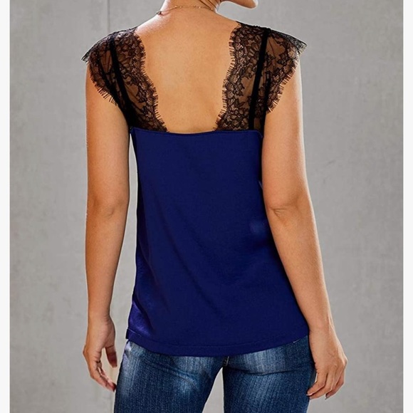 Super cute and soft lace cap sleeves tank top - Picture 10 of 16